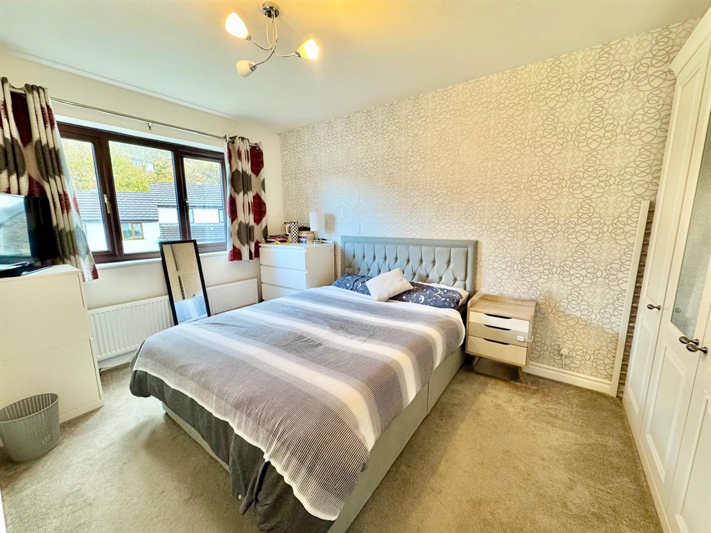 PHOTO-2025-12-08-10-13-04 (12).jpg